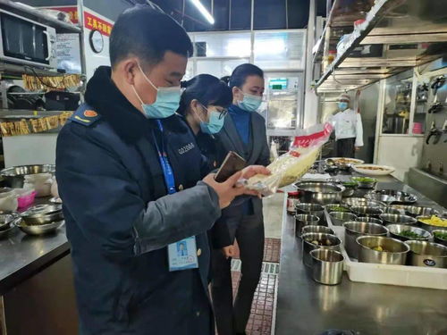 兴宾区市场监督管理局开展春节前食品安全大检查，筑牢节日餐饮安全防线